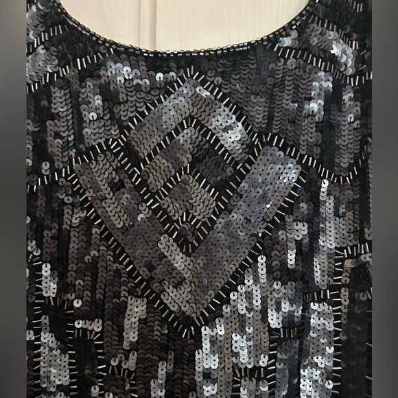 ADRIANNA PAPELL DRESS - BNWT - size US 6 - Picture 2 of 4